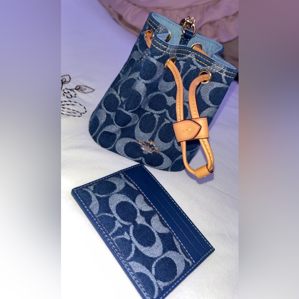 COACH drawstring wristlet denim print with matching card holder